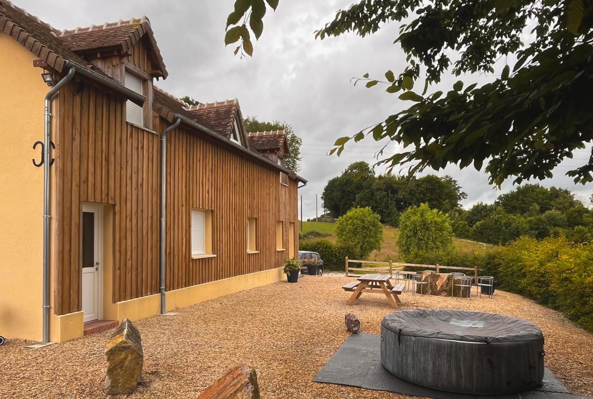 La Maison Du Perche Avec Jacuzzi Saint-Martin-des-Pezerits Exterior foto